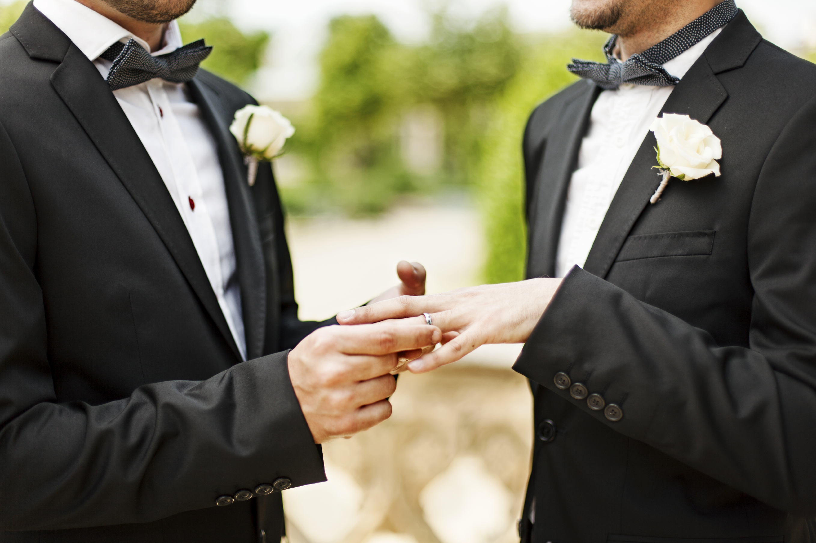 Таиланд однополые браки. Однополые браки. Два жениха. Свадьба двух мужчин. Свадьба мужчины и мужчины.